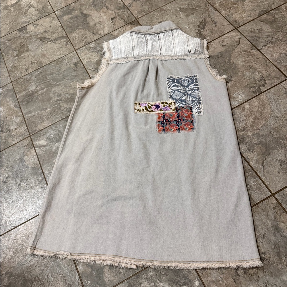 Pol Hit the streets One Of A Kind Sleeveless Denim Dress Vest Size L - Picture 3 of 5